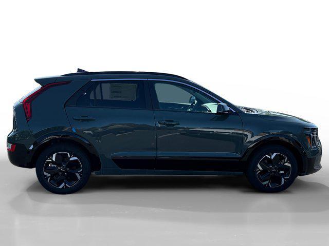 Photo of 2025 Cityscape Green Kia Niro EV