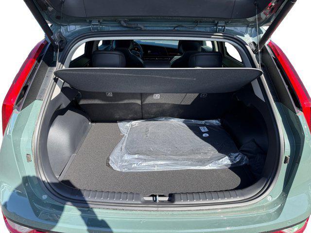 Photo of 2025 Cityscape Green Kia Niro EV