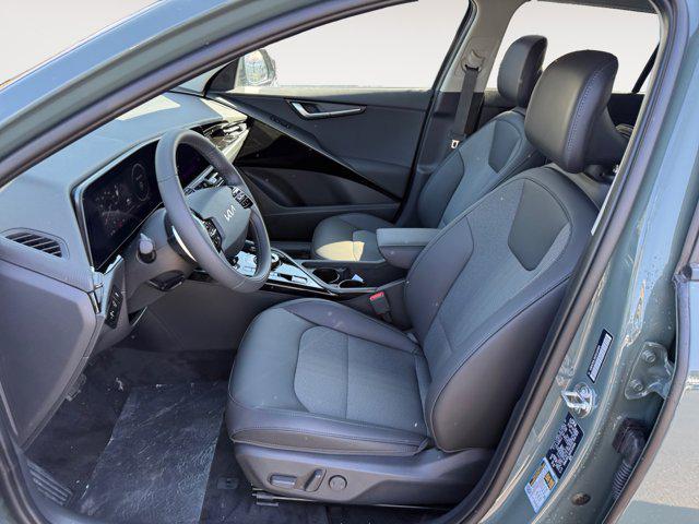 Photo of 2025 Cityscape Green Kia Niro EV