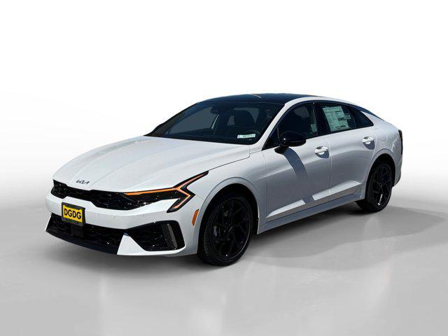 Photo of 2026 Snow White Pearl Kia K5
