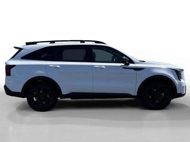 Photo of 2025 Glacial White Pearl Kia Sorento