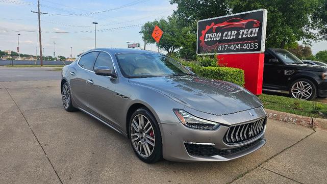 Photo of 2018 Gray Maserati Ghibli