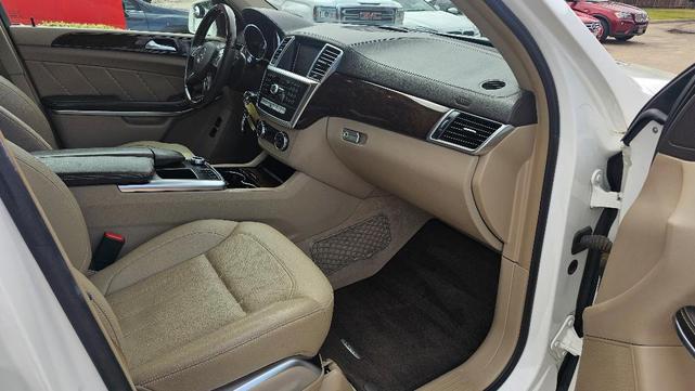Photo of 2013 White Mercedes-Benz GL-Class