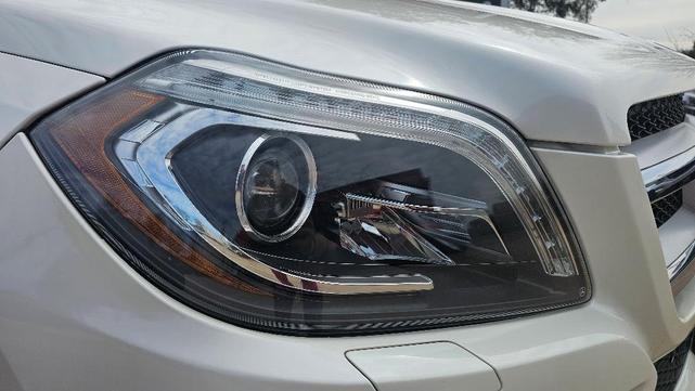 Photo of 2013 White Mercedes-Benz GL-Class