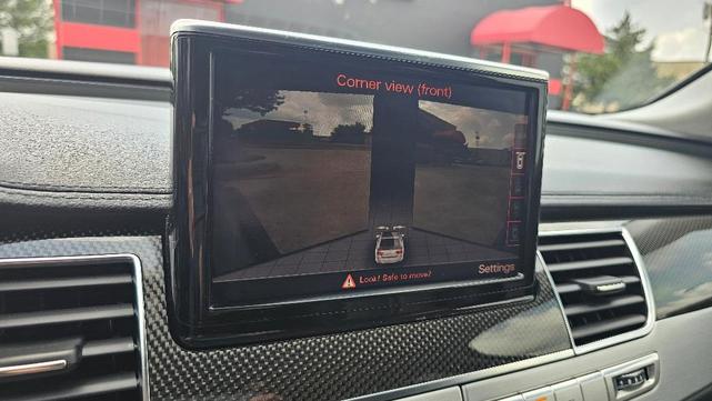 Photo of 2013 Gray Audi S8