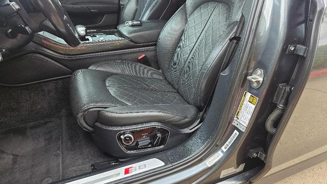 Photo of 2013 Gray Audi S8