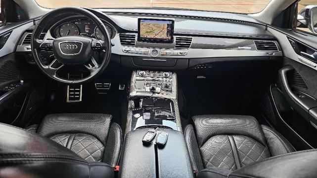 Photo of 2013 Gray Audi S8