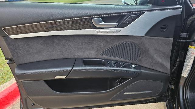 Photo of 2013 Gray Audi S8