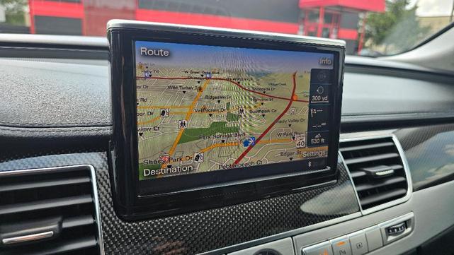 Photo of 2013 Gray Audi S8