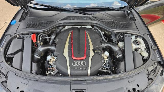 Photo of 2013 Gray Audi S8