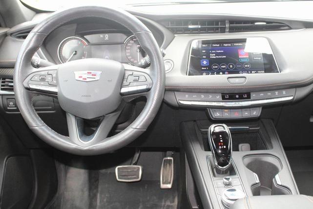 Photo of 2023 Crystal White Tricoat Cadillac XT4