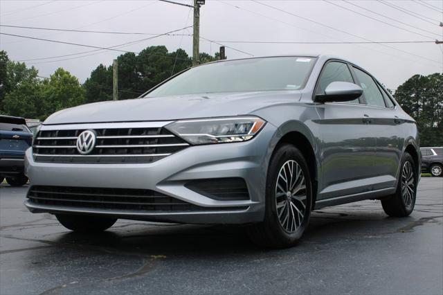 Photo of 2020 Black Uni Volkswagen Jetta