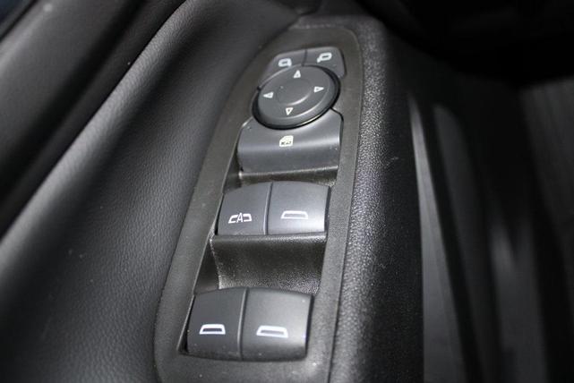 Photo of 2022 Blue Glow Metallic Chevrolet Equinox