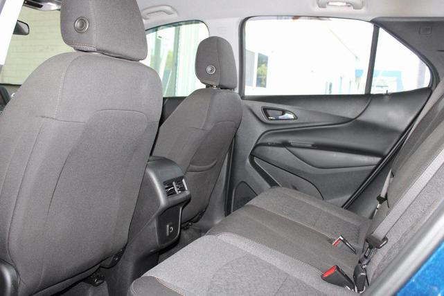 Photo of 2022 Blue Glow Metallic Chevrolet Equinox