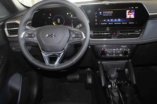 Photo of 2026 Mosaic Black Metallic Chevrolet Trailblazer