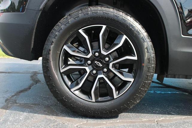 Photo of 2026 Mosaic Black Metallic Chevrolet Trailblazer