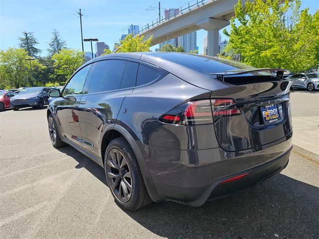 Photo of 2024 Gray Tesla Model X
