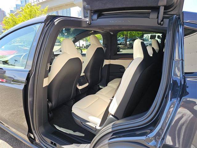 Photo of 2024 Gray Tesla Model X