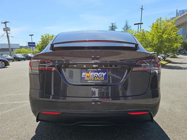 Photo of 2024 Gray Tesla Model X