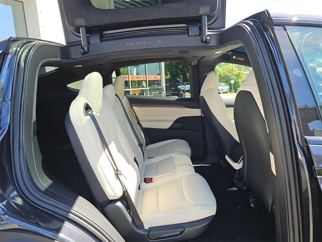 Photo of 2024 Gray Tesla Model X