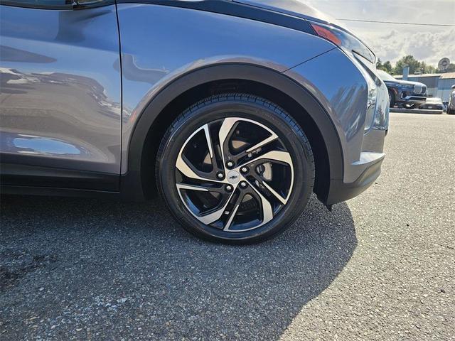 Photo of 2022 Gray Ghost Metallic Chevrolet Bolt EV