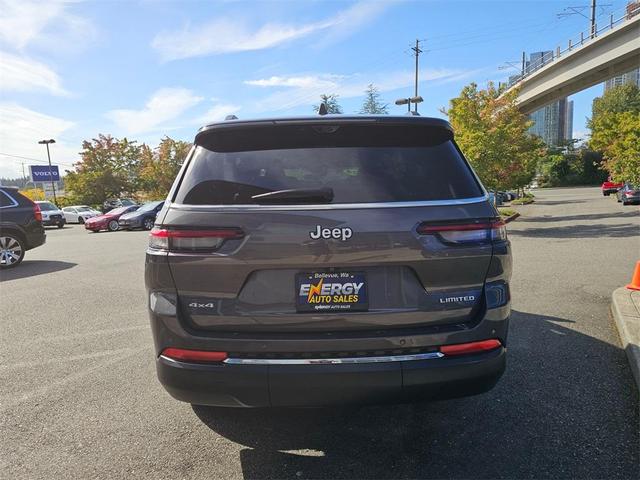 Photo of 2024 Metallic Jeep Grand Cherokee L