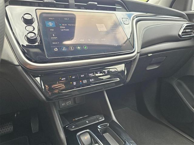 Photo of 2022 Summit White Chevrolet Bolt EUV