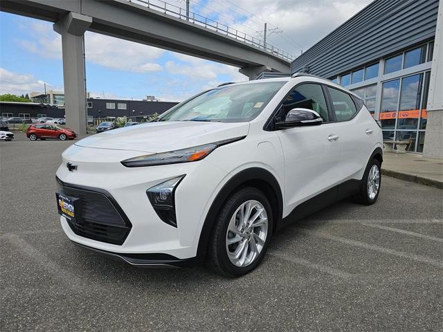 Photo of 2022 Summit White Chevrolet Bolt EUV