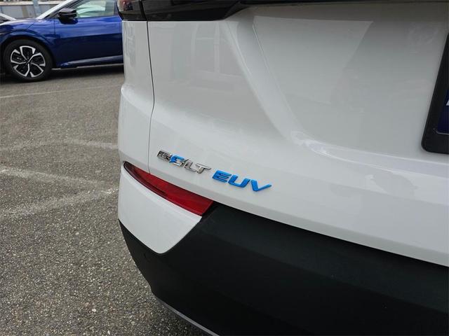 Photo of 2022 Summit White Chevrolet Bolt EUV