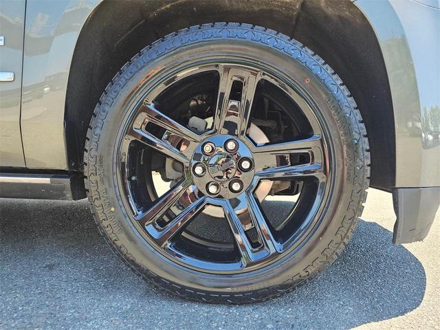 Photo of 2017 Mineral GMC Yukon XL