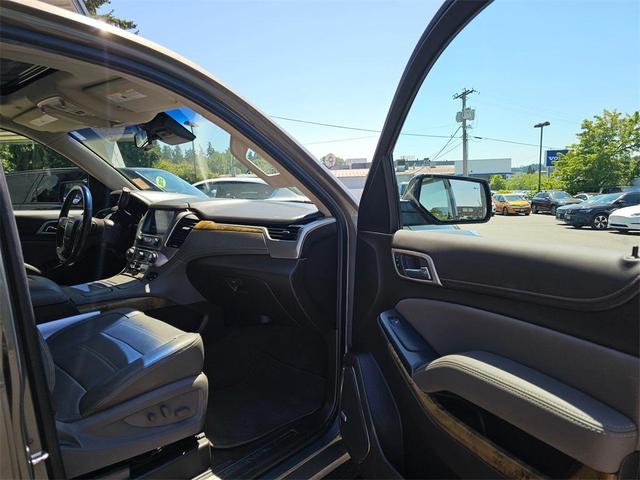 Photo of 2017 Mineral GMC Yukon XL
