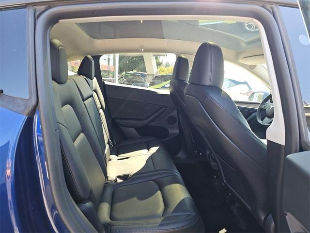 Photo of 2023 Deep Blue Metallic Tesla Model Y