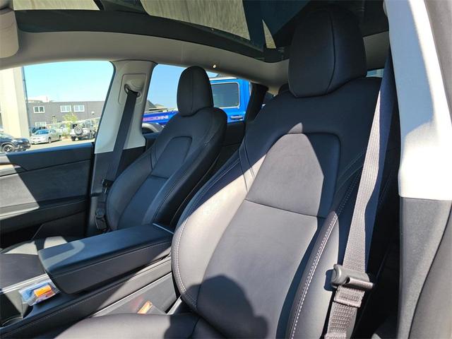 Photo of 2023 Deep Blue Metallic Tesla Model Y