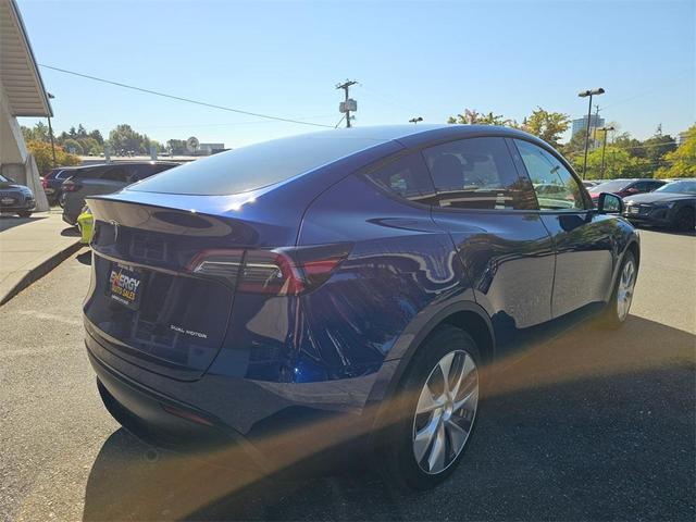 Photo of 2023 Deep Blue Metallic Tesla Model Y