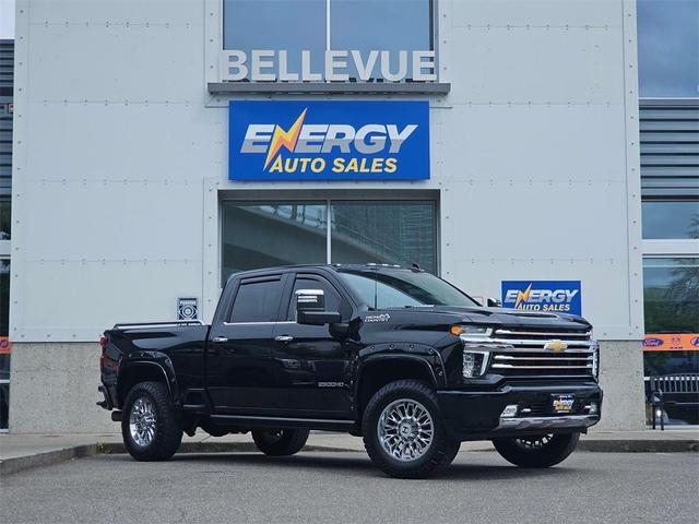Photo of 2022 Black Chevrolet Silverado 2500