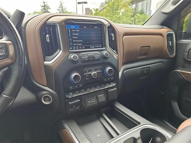 Photo of 2022 Black Chevrolet Silverado 2500