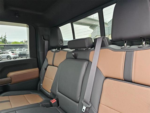 Photo of 2022 Black Chevrolet Silverado 2500