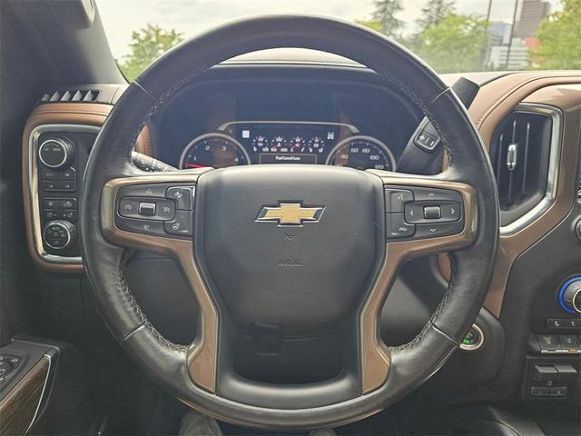 Photo of 2022 Black Chevrolet Silverado 2500