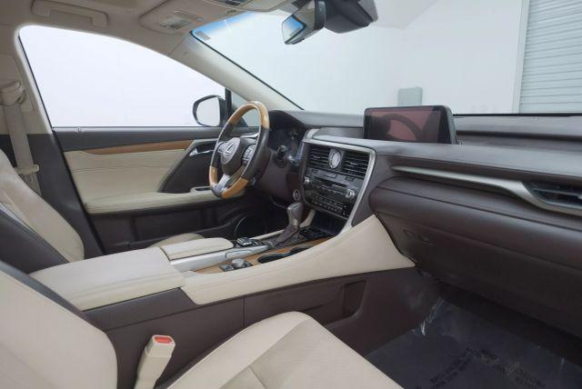Photo of 2017 Satin Cashmere Metallic Lexus RX 350