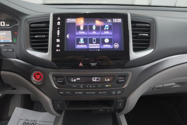 Photo of 2018 Steel Sapphire Metallic Honda Pilot