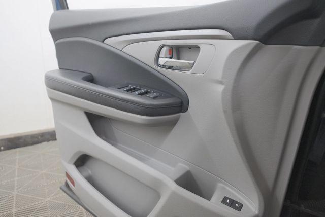 Photo of 2018 Steel Sapphire Metallic Honda Pilot