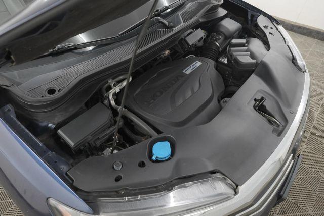 Photo of 2018 Steel Sapphire Metallic Honda Pilot