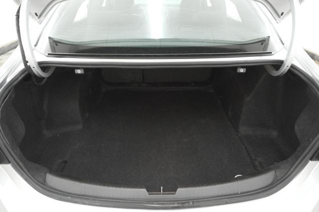 Photo of 2022 Silver Ice Metallic Chevrolet Malibu