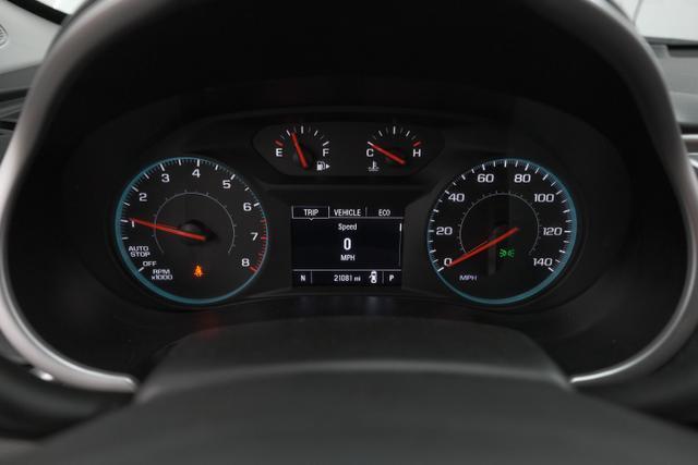 Photo of 2022 Silver Ice Metallic Chevrolet Malibu