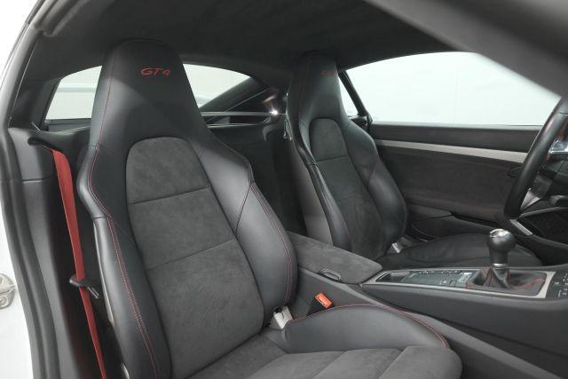 Photo of 2016 White Porsche Cayman