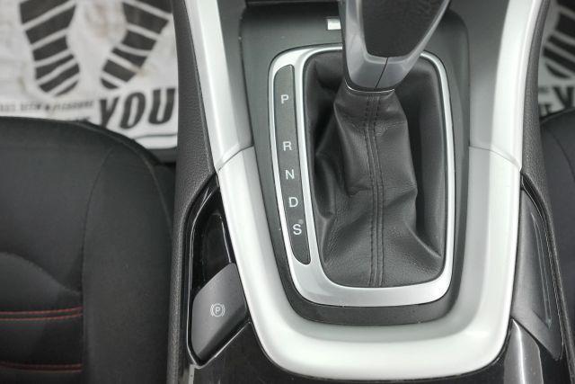Photo of 2015 Tuxedo Black Metallic Ford Fusion