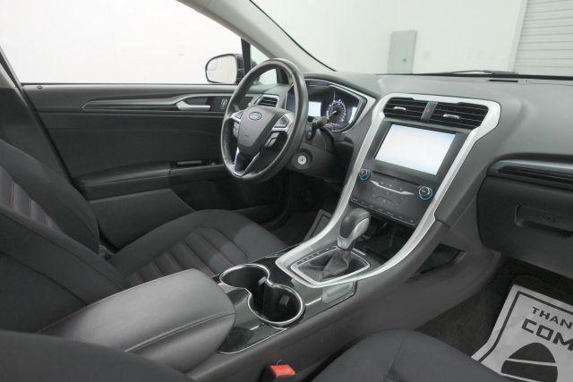 Photo of 2015 Tuxedo Black Metallic Ford Fusion