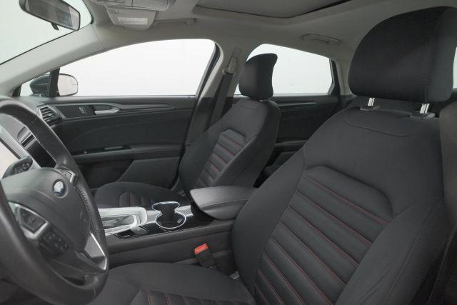 Photo of 2015 Tuxedo Black Metallic Ford Fusion