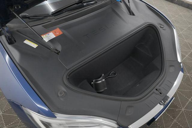 Photo of 2017 Deep Blue Metallic Tesla Model S