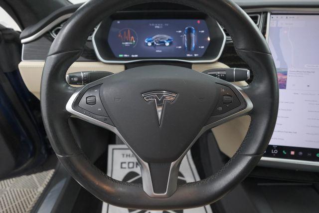 Photo of 2017 Deep Blue Metallic Tesla Model S